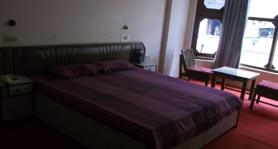 Hotel Utsav Pure Vegetarian, Solan 5